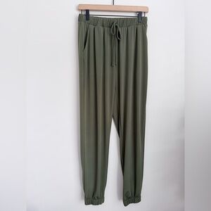 Brigitte Brianna Olive Green Street Joggers pants elastic waist M NWT